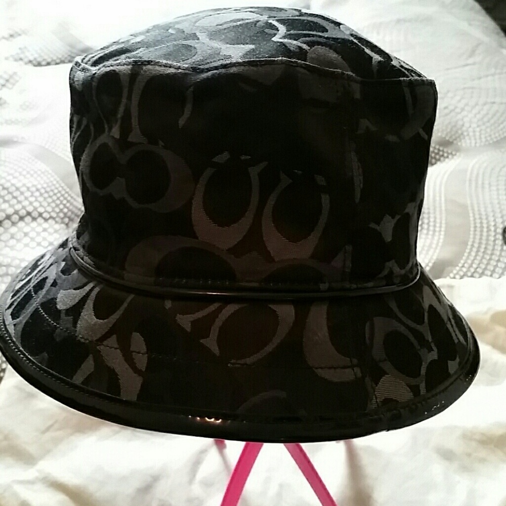 Brand new w/tags Coach Signature Crusher rain hat